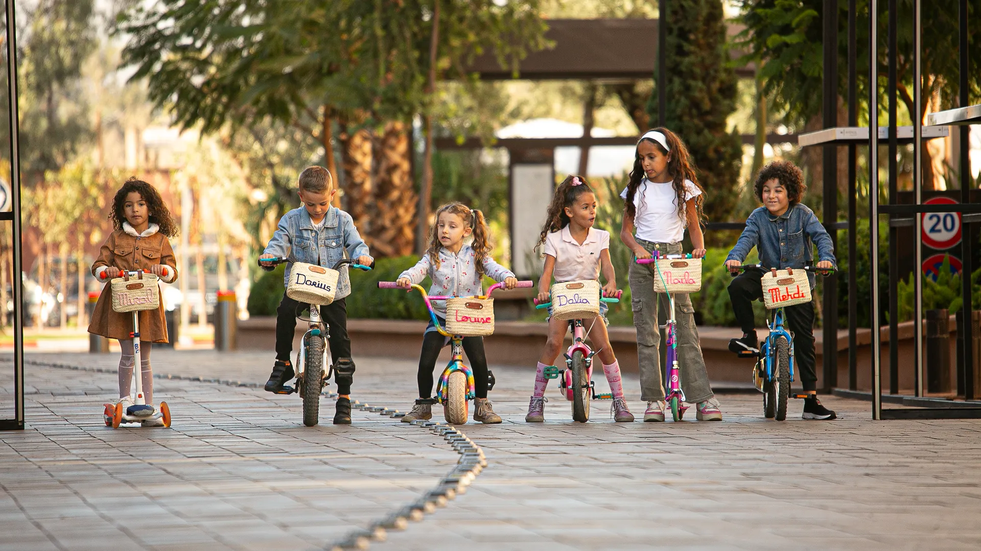Le panier pour vélo et trottinette pour enfant